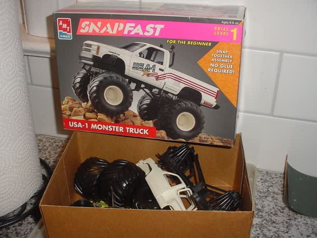 AMT---USA I MONSTER TRUCK