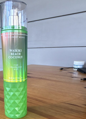 Bath & Body Works Waikiki Beach Coconut Fine Fragrance Mist Body Mist 8 fl oz