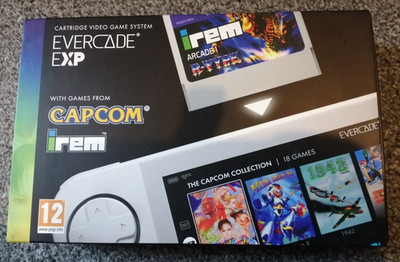 Console Portable Blaze Evercade EXP Capcom + Cartouche Irem Arcade 1 - Blanc (2022, USB-C, Occasion)
