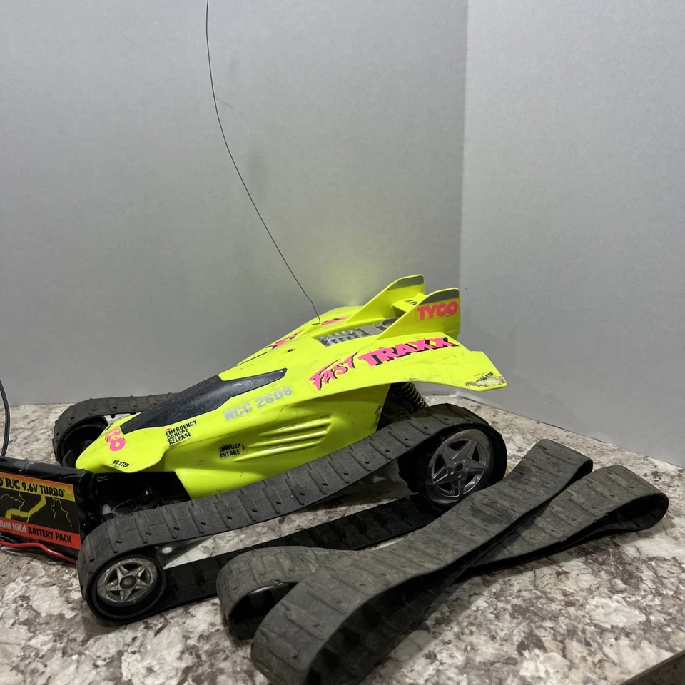 Vintage Tyco 9.6V Turbo Fast Traxx RC Car & Remote Working Extra Traxx “Read” - Image 2 of 4