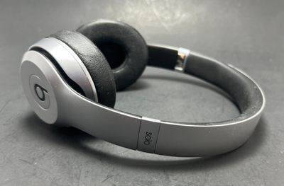Beats Solo2 Wireless Headphones Gray – Cushion Wear No Cable B0534