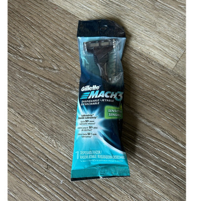 Gillette Mach3 Sensitive Men s Disposable Razor 3-Blade w/ Lubrastrip, 1 Ct
