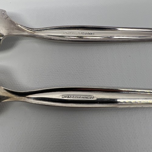2 Wm. Rogers Mfg. Co. - Grapefruit Spoons - Silver Plated - Serrated - Picture 7 of 8