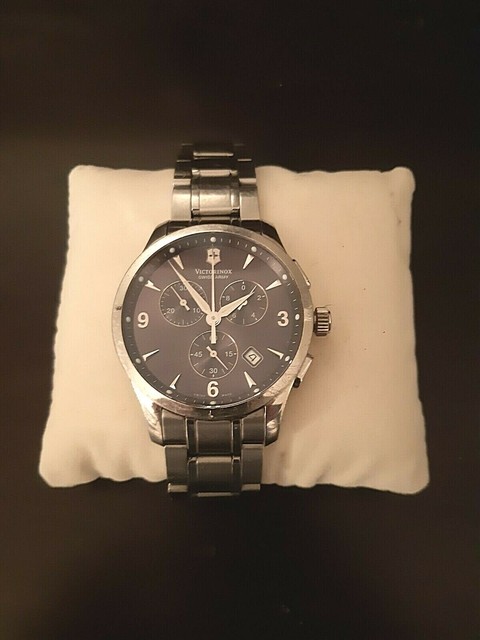 swiss army victorinox stainless steel sapphire crystal watch