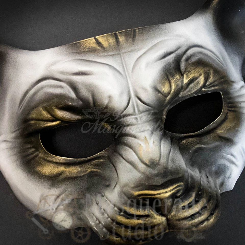 Leopard Animal Spirit Wall Decoration Halloween Masquerade Mask [White/Gold] - Image 4 of 4