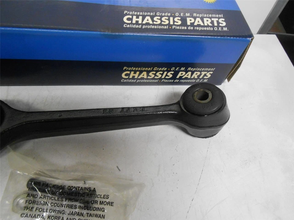 Brazo de control de suspensión inferior delantero izquierdo Parts Plus PK8423/McQuay Norris FA1486 Foto 4 de 4