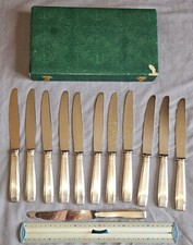 CAILAR BAYARD : Coffret 12 couteaux vintage métal argenté - Lames inox - 1 abimé