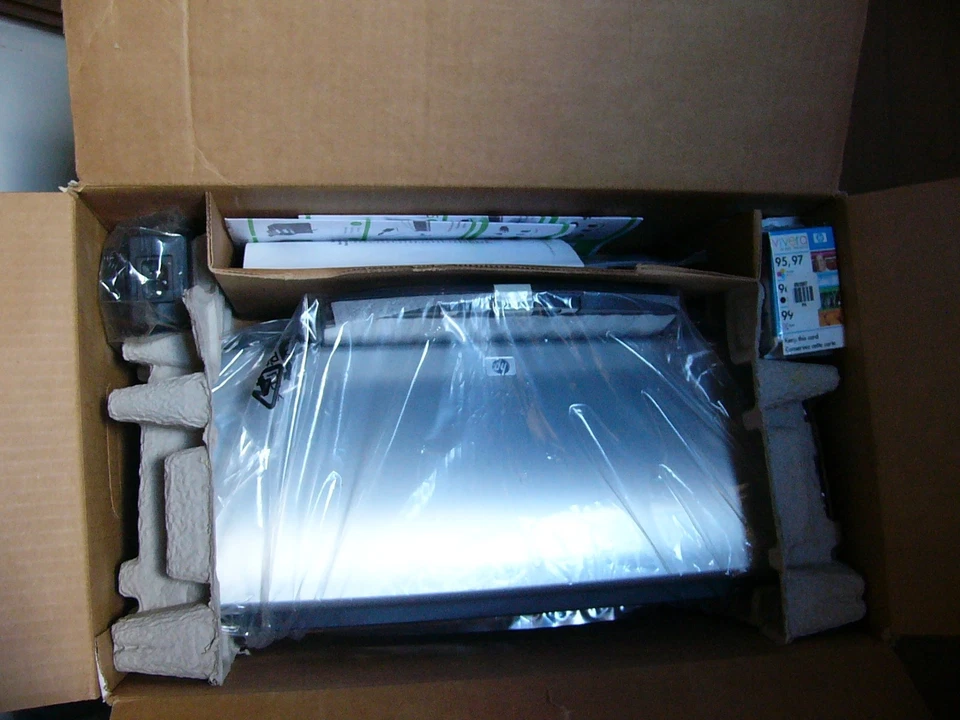 NEW HP Deskjet 5940 Digital Photo Inkjet Printer - Image 4 of 4