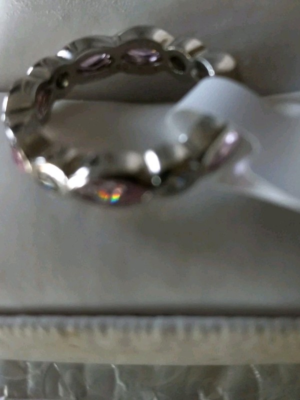 US Sz 6 Marked 925 Ring has Pink Arrow Stones & Clear Round Stones.
