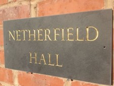 LARGE QUALITY RIVEN SLATE DOOR GATE HOUSE SIGN PLAQUE 16" x 8" (400mm x 200mm)