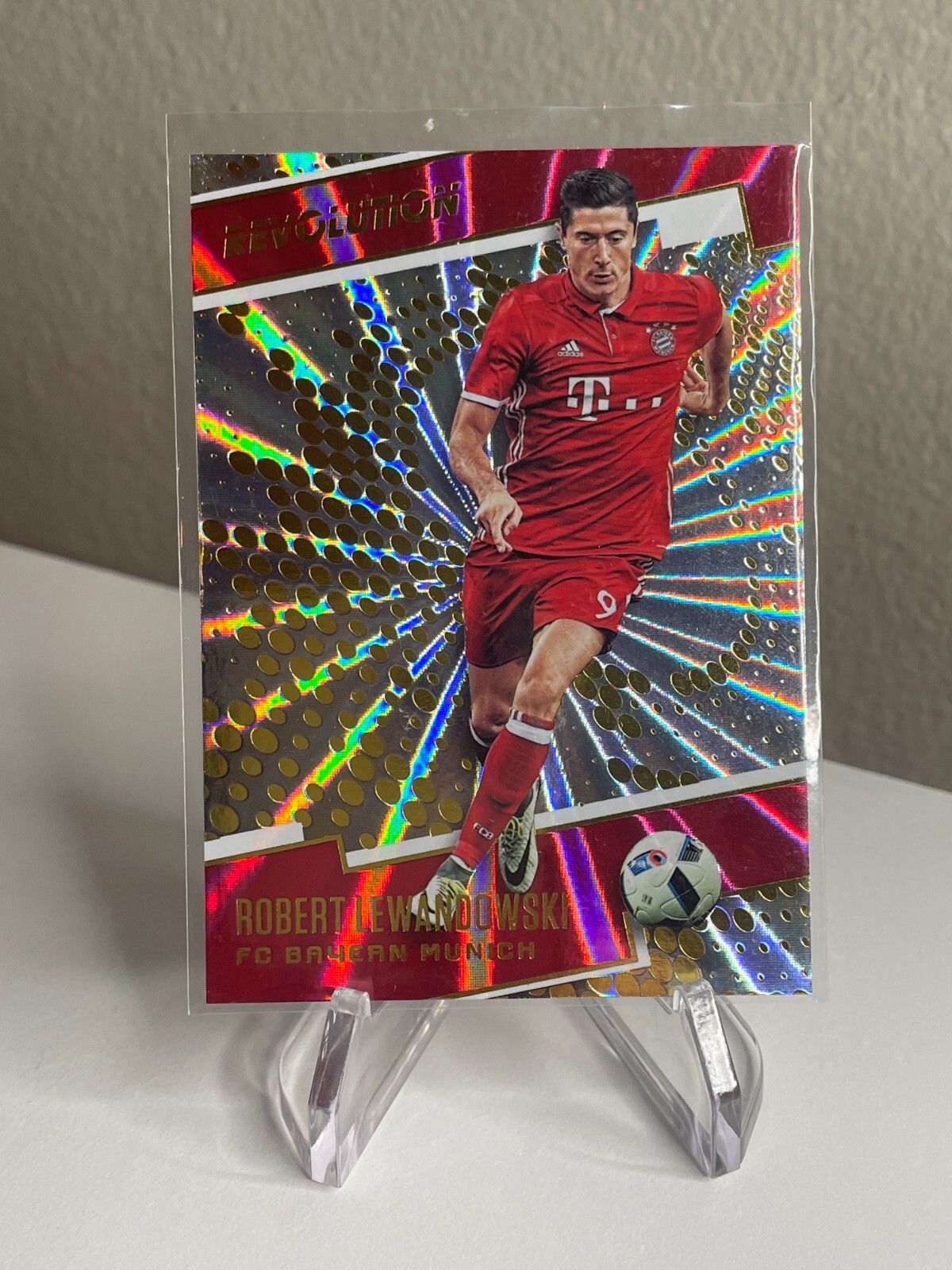 Robert Lewandowski SUNBURST 2017 Panini Revolution Soccer #83 FC Bayern Munich