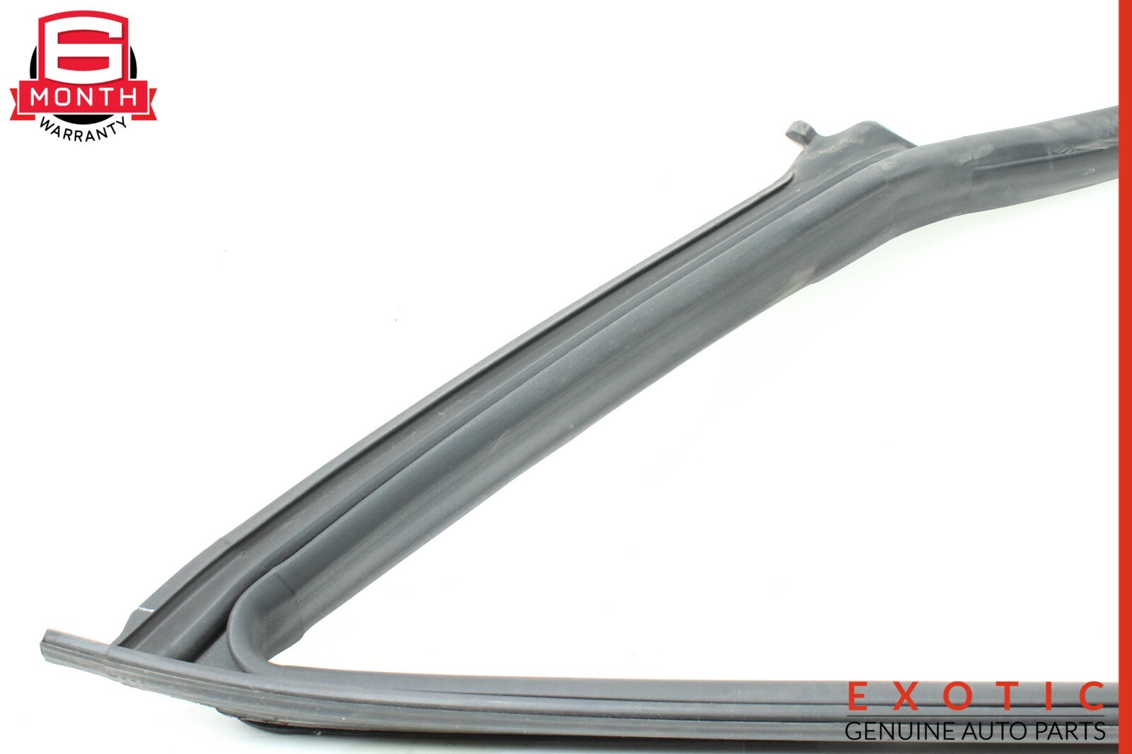 14-17 Maserati Ghibli S Front Left Rubber Door Weather Strip Liner OEM