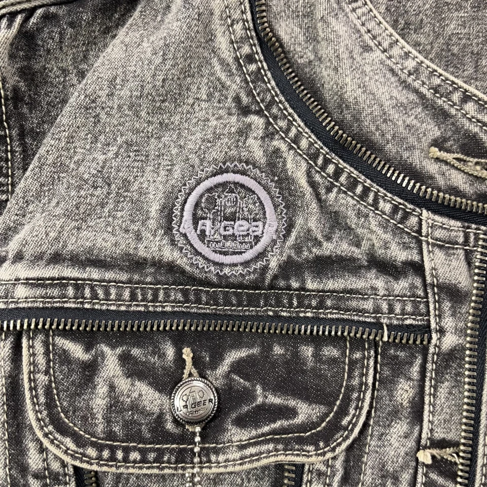 Chaqueta de mezclilla de colección años 80 LA Gear negra lavada con ácido recortada para mujer con cremallera mediana Foto 4 de 4