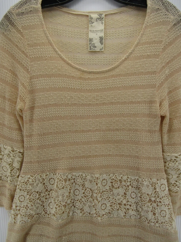 Blu Pepper 毛衣女式小号米色束腰套衫钩针手帕下摆 * — 第 2/4 张图片
