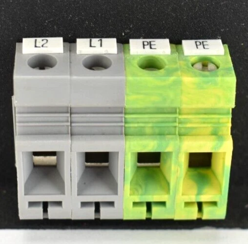 Unidades SSD Parker CO389114 - Filtro EMC/RFI para 48A para unidades DC 512C/514C 32A - Imagem 3 de 4