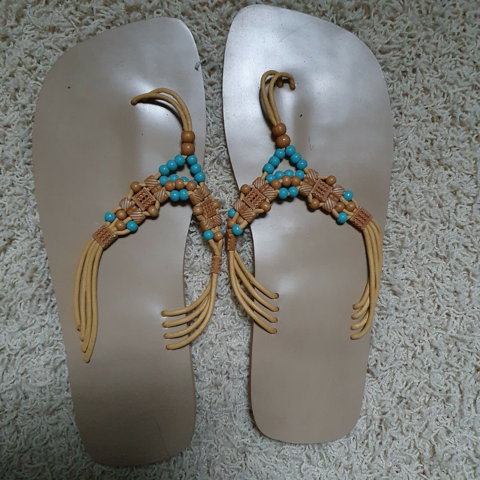 APL Flat Sandles Size 5 Hardly U