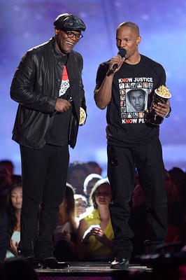 Actors Samuel L Jackson Jamie Foxx speak 2013 MTV Movie Awards at - Old Photo 4