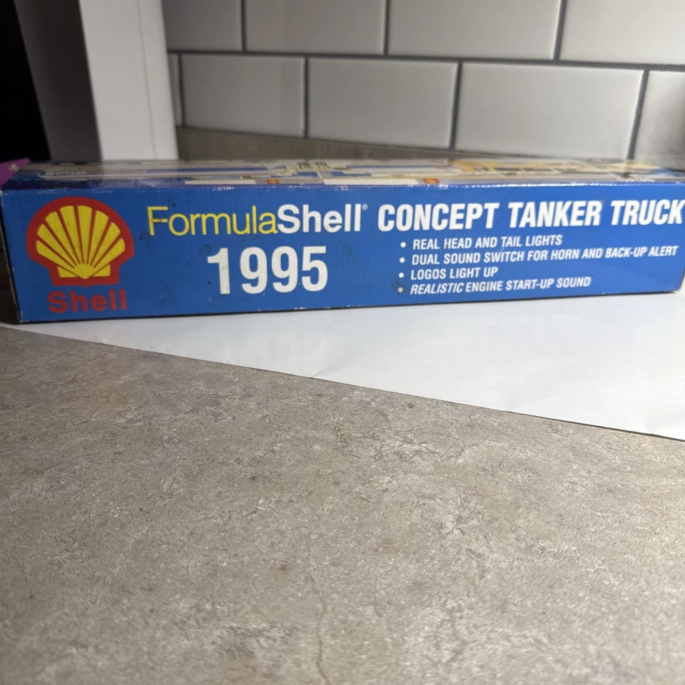 Camión cisterna Formula Shell Concept 1995 con luces y sonidos remolque tractor Foto 2 de 4