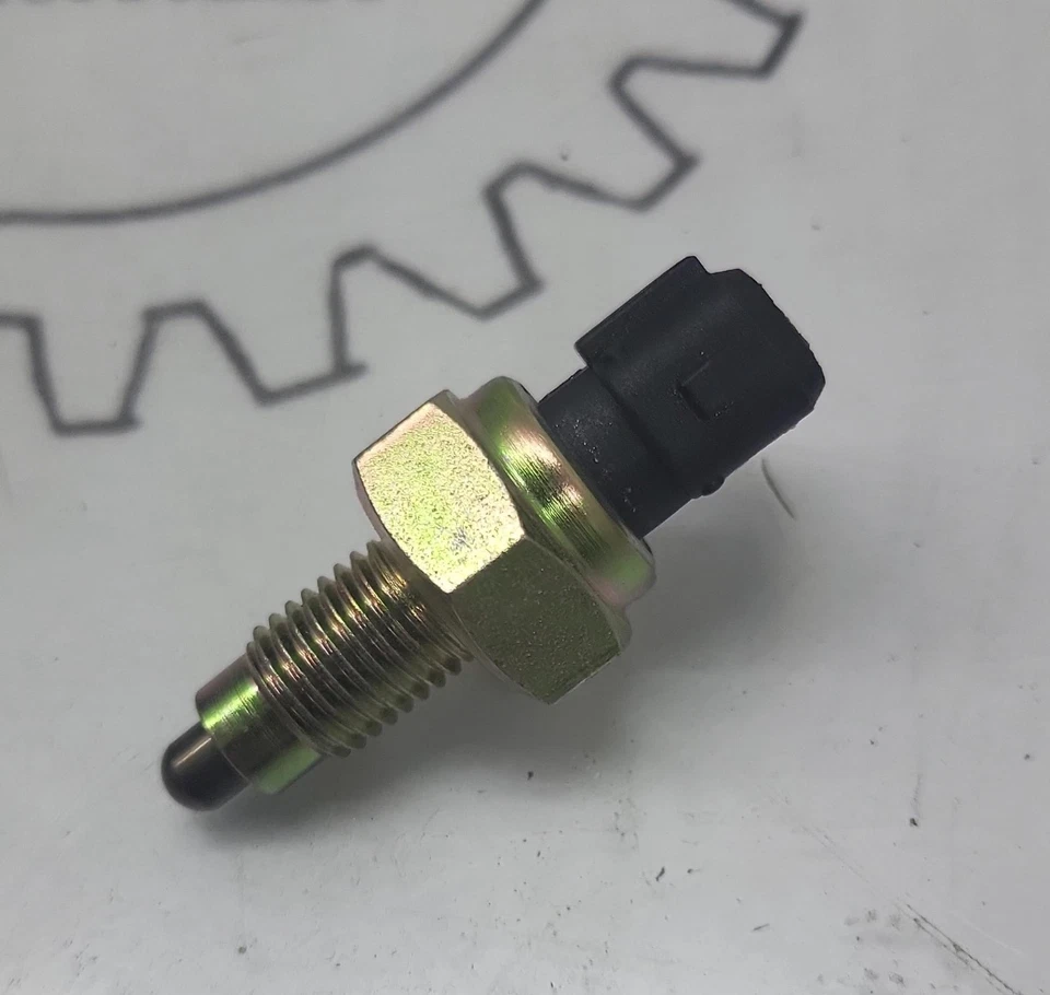 INTERUPTEUR LUMIÈRE DE RECUL NOUVEAU D'ORIGINE SEAT CORDOBA 93-02 COD:020945415A - Photo 1/1
