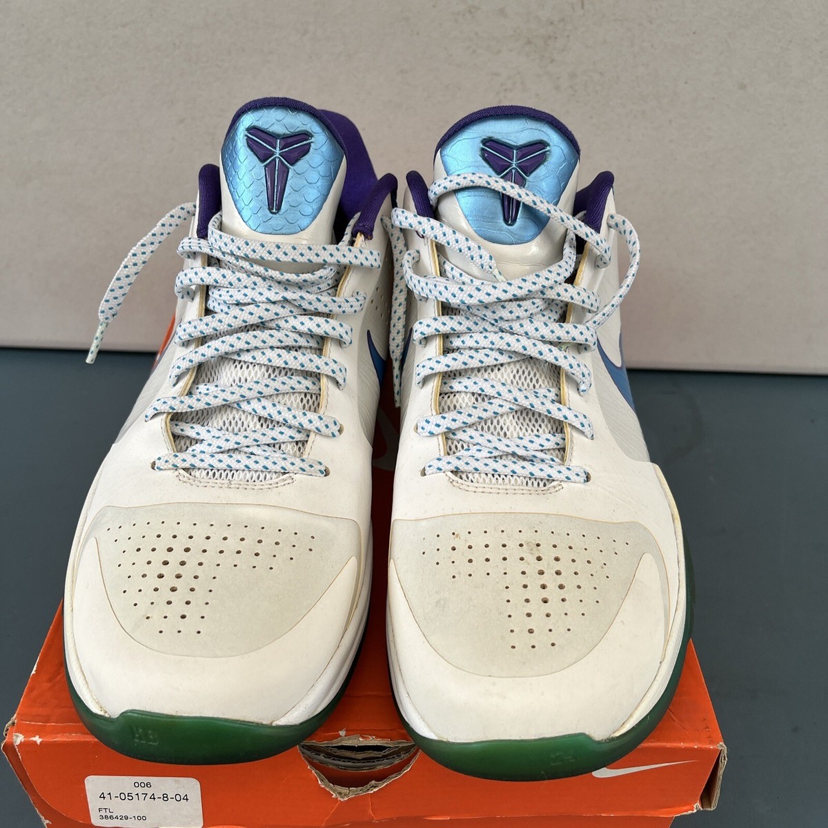 Awesome Nike Kobe Zoom V 5 Draft Day Charlotte Hornets, Rare, Size