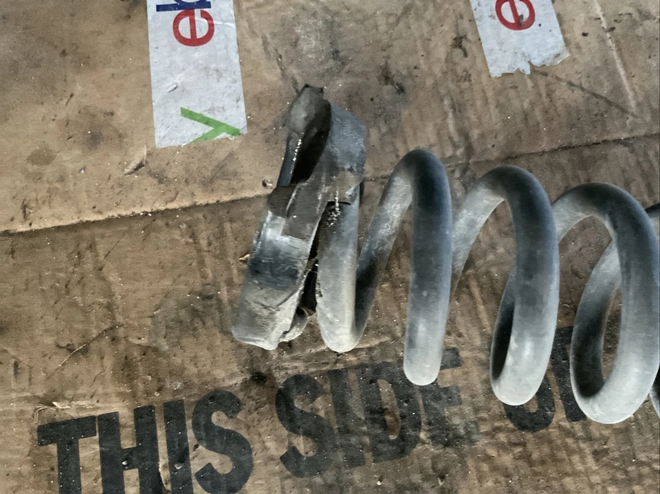 07-09 Amortiguador trasero BMW 335i muelle helicoidal 33536767341 Foto 4 de 4