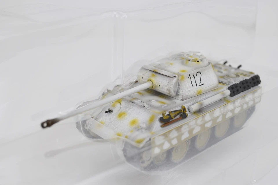 Dragon Sd.Kfz.171 Panther G w/Zimmerit 1/72 Finished Model tank - Image 3 of 4
