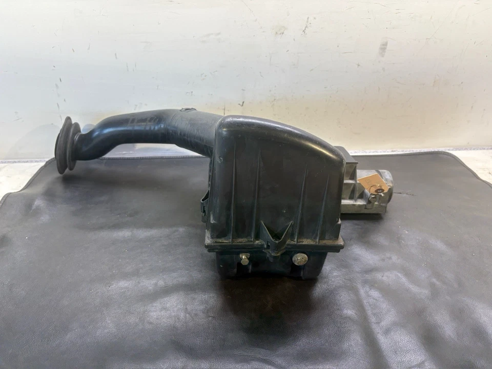 Porsche 944 AFM con caja de aire Foto 4 de 4