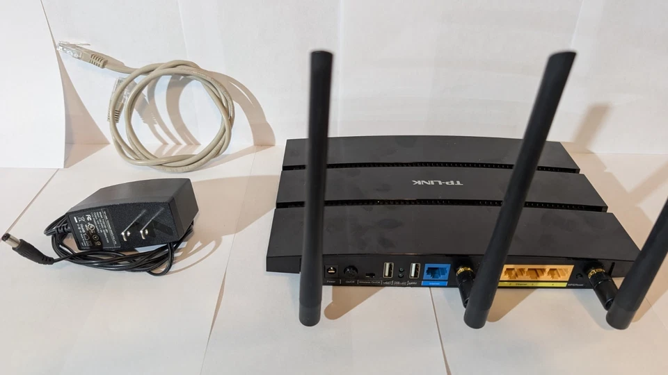 TP-Link WDR4300 N750 Dual-Band Router – Fresh OpenWrt Preinstalled, Ready to Use - Image 3 of 4