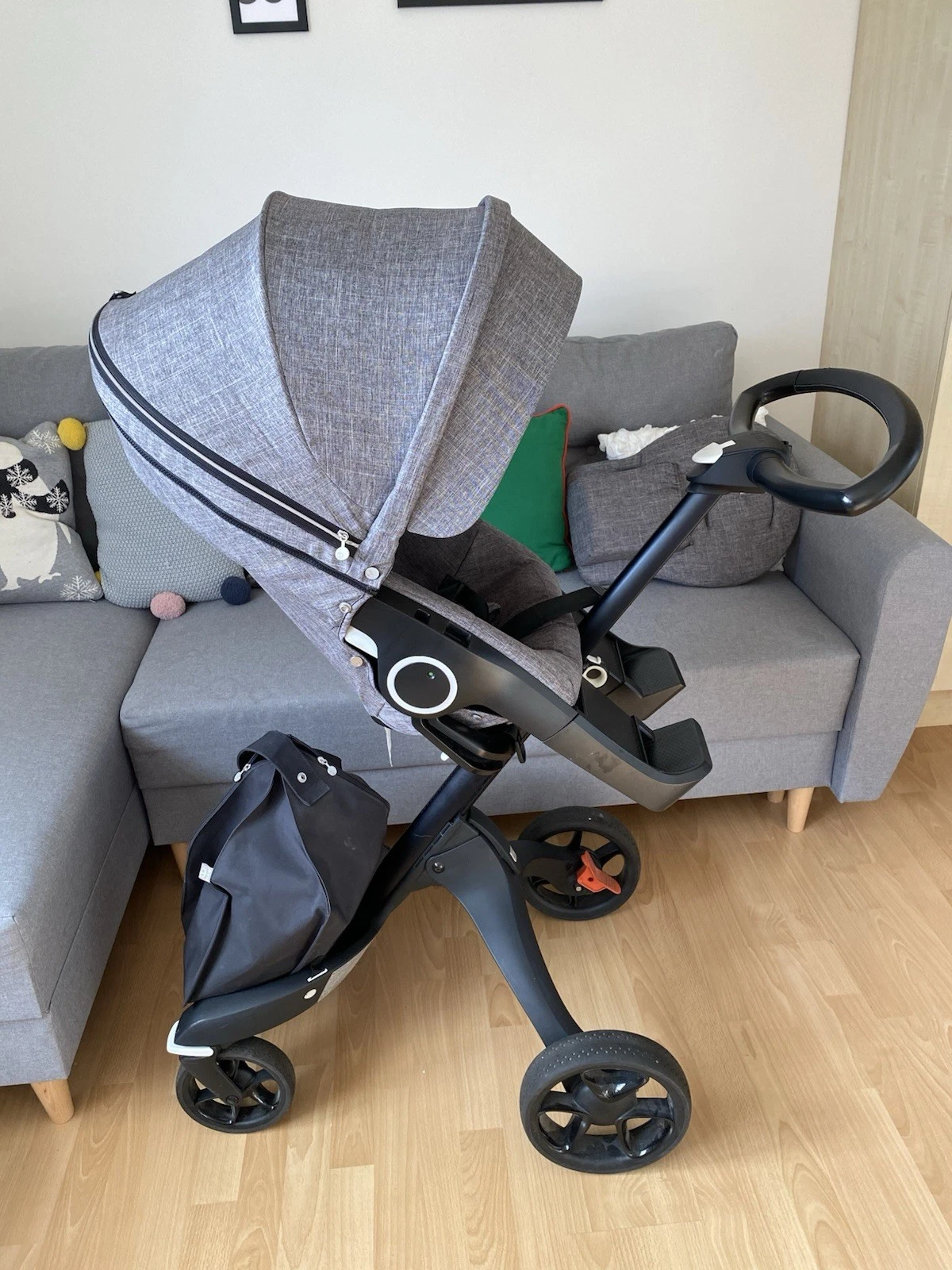 Stokke Xplory V6 Stroller Carricot Baby Seat
Opens in a new window or tab
