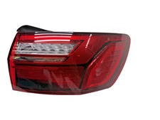 Audi A4 Avant B9 8W5 8WD Rückleuchte LED Bremsleuchte Rechts Außen 8W9945070AA