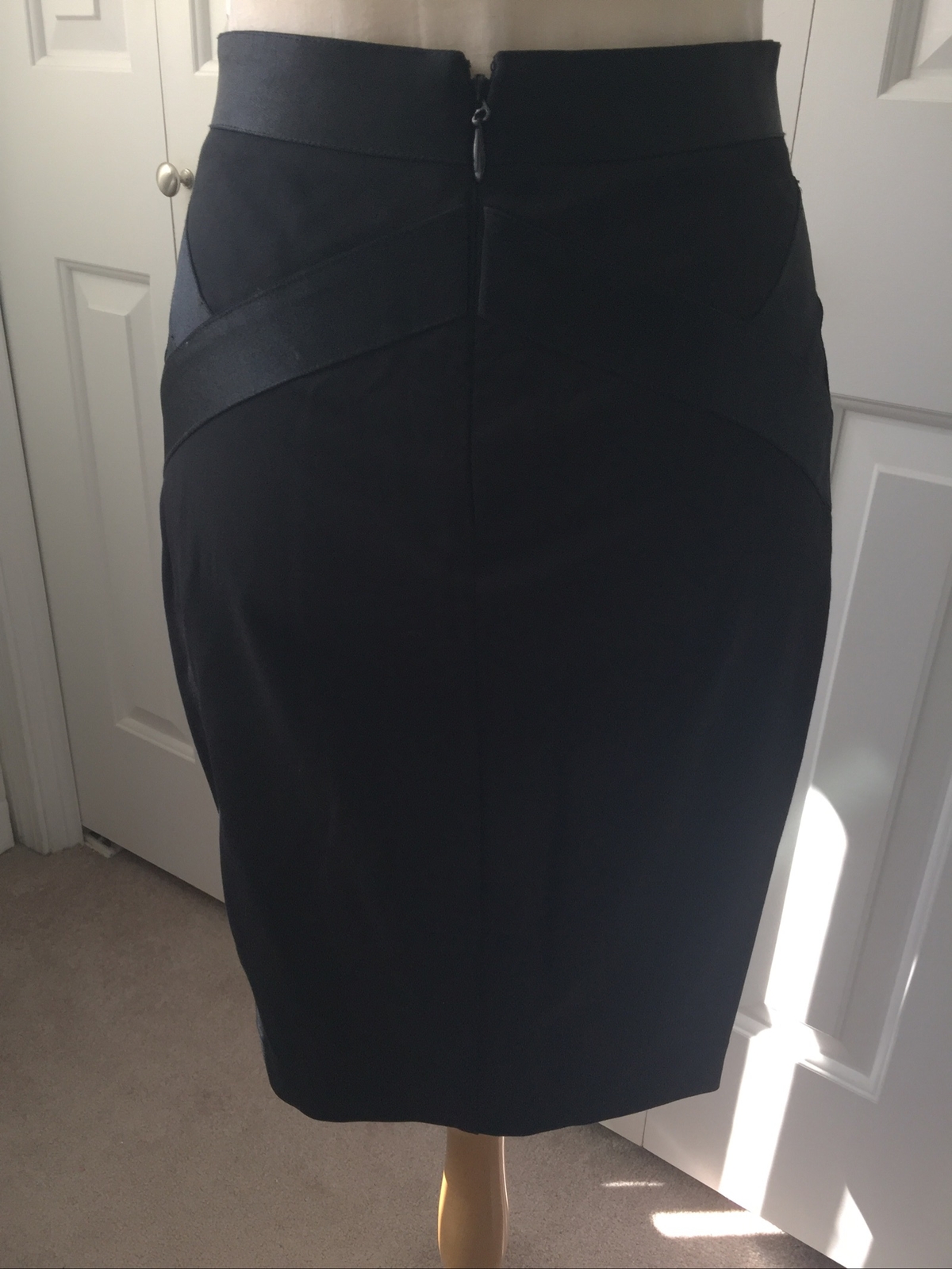 BEBE Skirt Pencil Midi Womens Sz 4 Black Satin Tr… - image 4