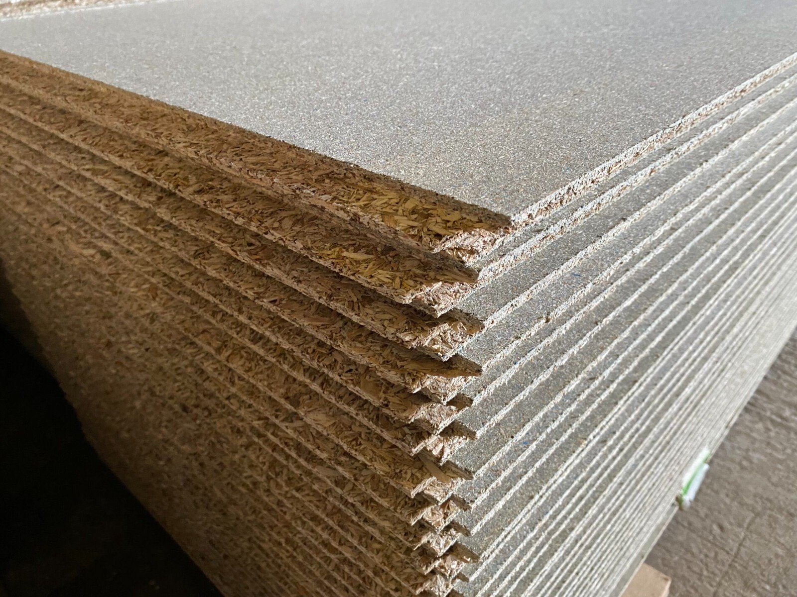 22mm/18mm Chipboard Flooring T&G Moisture Resistant 2400x600 * Free Delivery* eBay