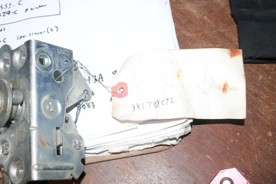 NOS International Harvester travelall 皮卡 1969 - 71 内门闩 R/H — 第 4/4 张图片