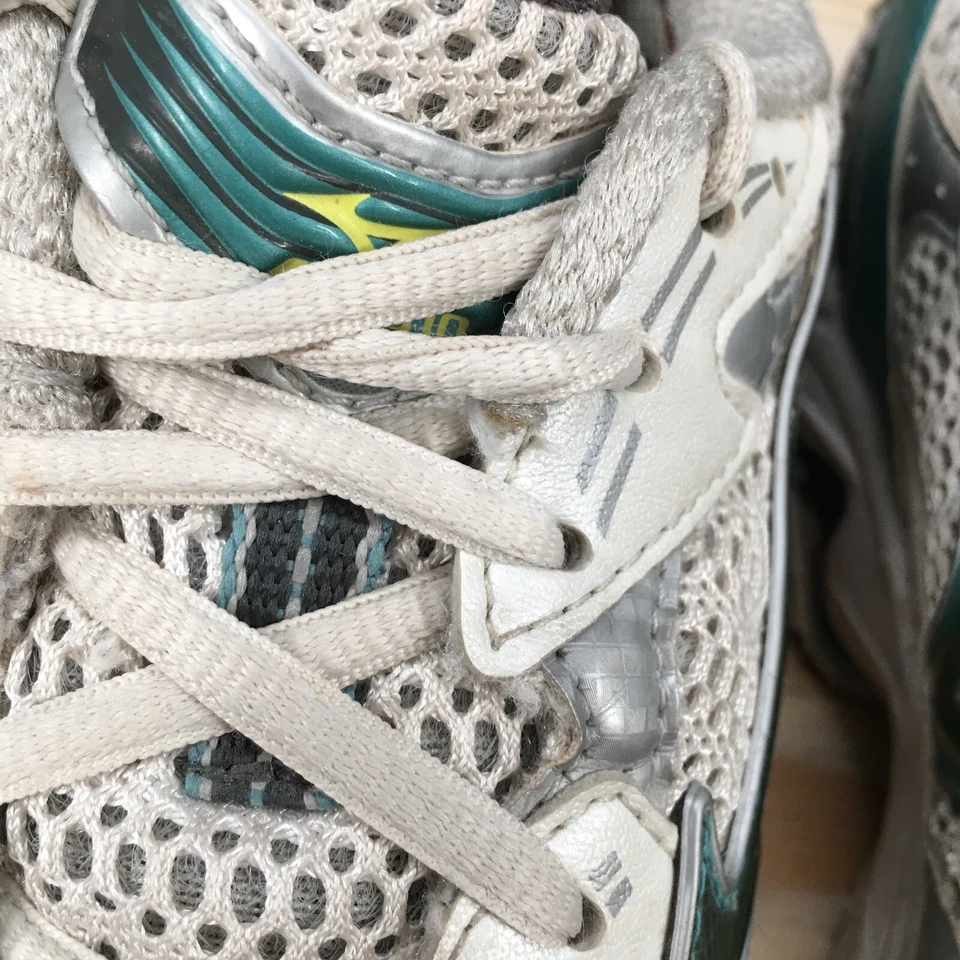 Mizuno Shoes Womens 8 Wave Inspire 4 Running Sneakers 410297-0046 White Mesh - Image 3 of 4