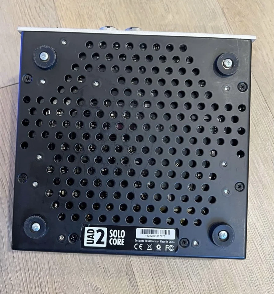 Universal Audio Apollo Twin SOLO Core UAD 2 TESTED Audio interface Thunderbolt - Image 3 of 4