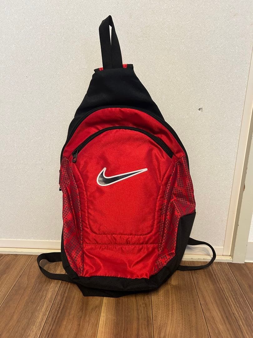 Import duty included  Nike 90s One Shoulder Bag Classic Nylon Black  Lightweight