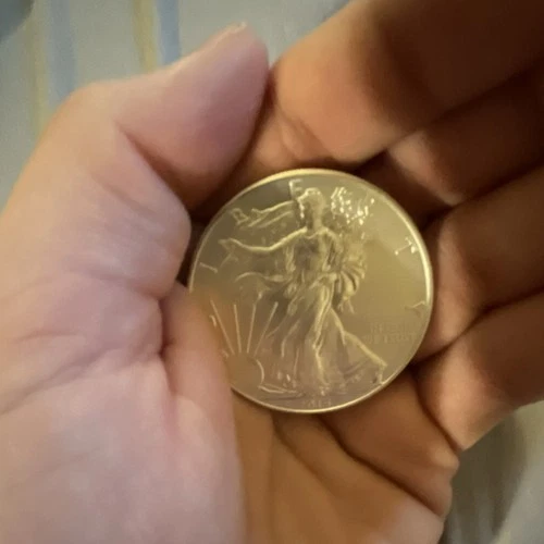 U.S. Mint American Eagle 1 oz Silver Bullion Coin .999 Fine Uncertified