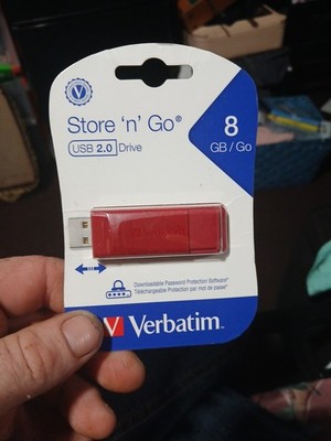 Verbatim Store 'n' Go 8 GB USB Flash Drive