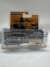 GreenLight Hollywood Yellowstone 1:64 2018 Ford F-150, 1992 Bronco & Trailer