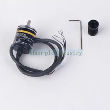 one OMRON Rotary Encoder E6A2-CW3C 360P/R NEW