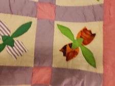 Tulip Hand Sewn Quilt 62"x73" Pink/Purple