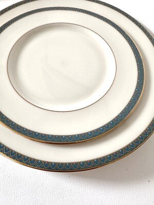 Lenox Patriot 3-Piece Dinner Plate Set Vintage Bone China, 10 1/2
