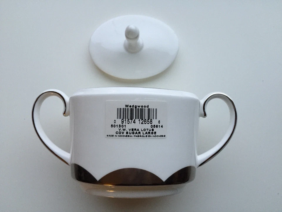 Vera Wang Lotus azucarero cubierto de platino y tapa de Wedgwood NUEVO Foto 4 de 4