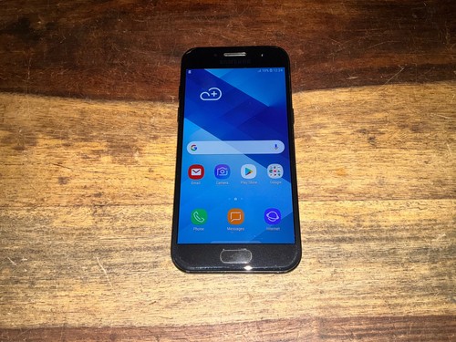 Samsung Galaxy A3 (2017) SM-A320F 16GB schwarz Smartphone