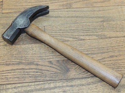 32 oz. STANLEY No. 221 FLOORING HAMMER w/ORIGINAL HANDLE-ANTIQUE HAND TOOL