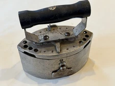Antique Iron Self-Heating Smoothing Vintage Iron Sad 1932 IRON