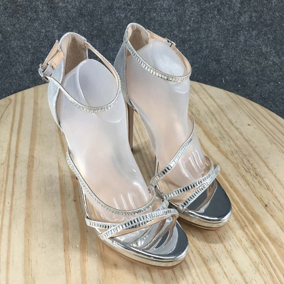 Salto Jessica Simpson Feminino 6.5 M Plataforma Embla Prata Biqueira Aberta Stiletto NOVO - Imagem 3 de 4