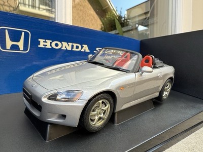 1:18 Honda S2000 RHD Silver Japan Version Autoart 73212