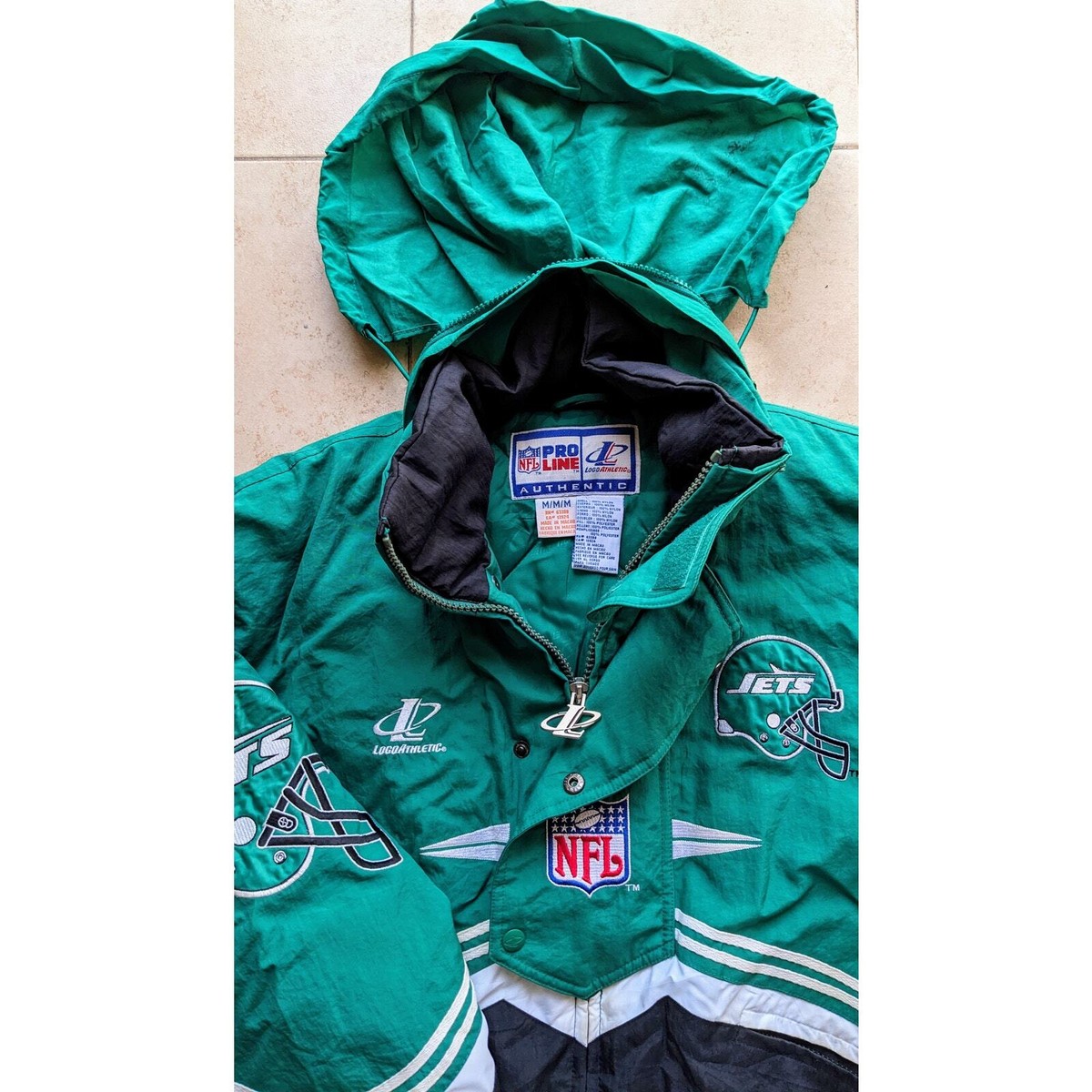 New York Jets 90s LOGO ATHLETIC puffer jacket M kelly black New York Jets 90s LOGO ATHLETIC puffer jacket M kelly black