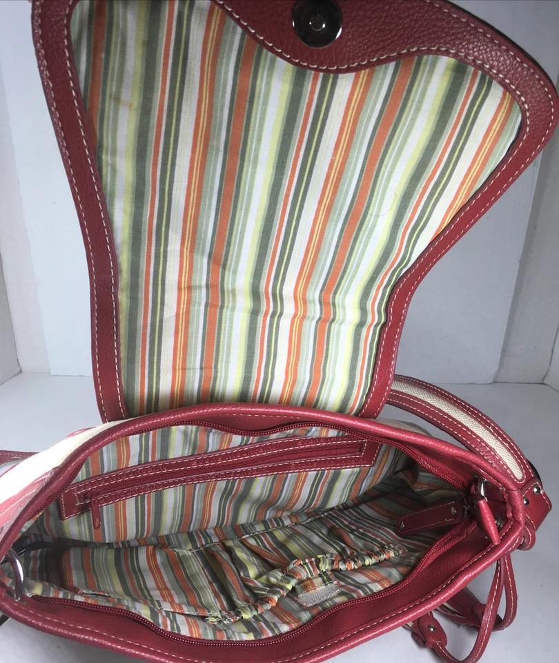 Bolso de hombro Stone Mountain beige de lona de cuero rojo Foto 3 de 4